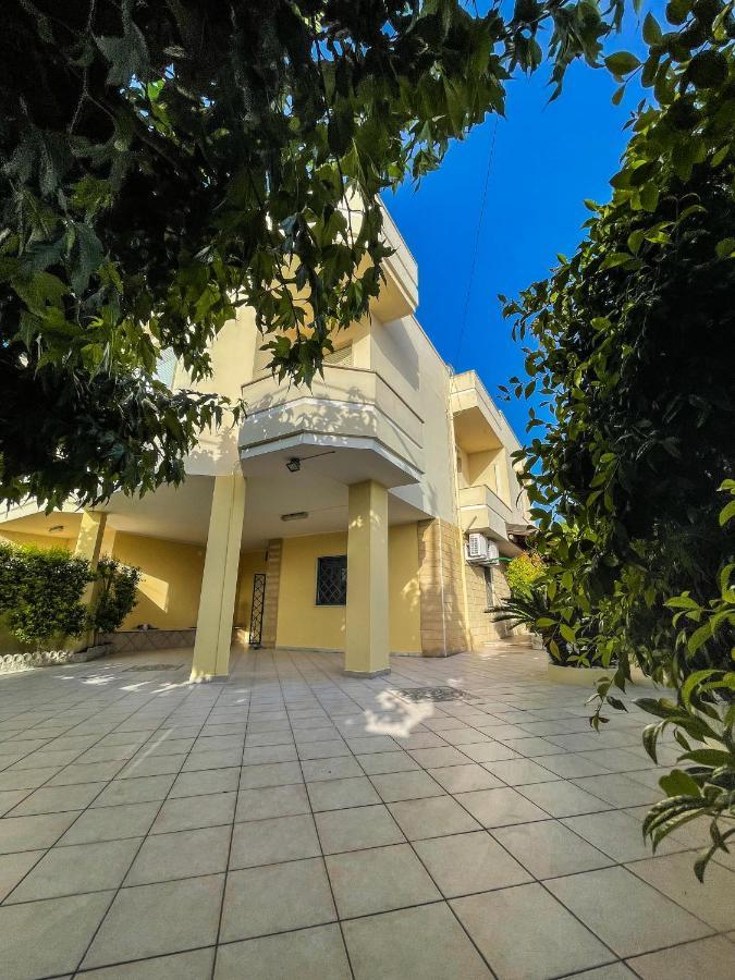 A 2 Passi Dal Mare Villa Porto Cesareo Exterior photo